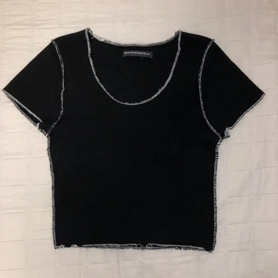 브랜디멜빌 brandy melville mckenna crop 크롭탑