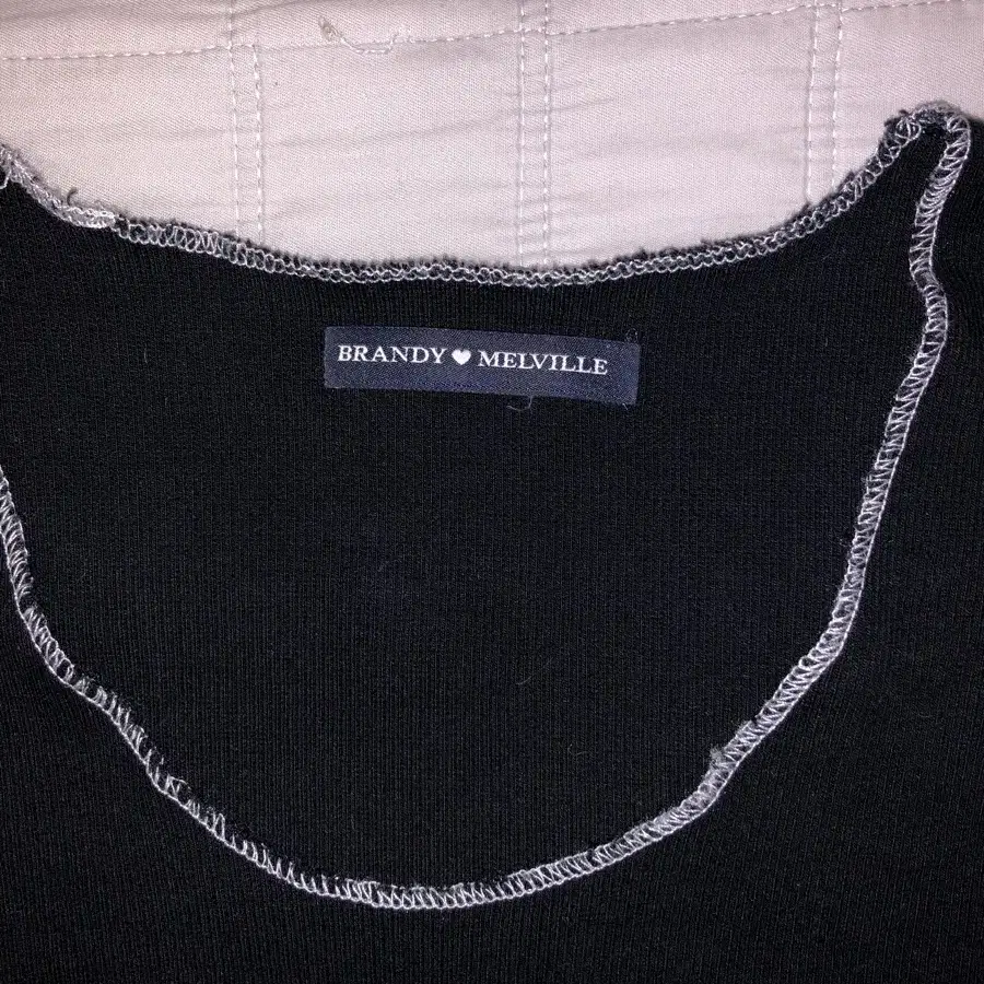 브랜디멜빌 brandy melville mckenna crop 크롭탑