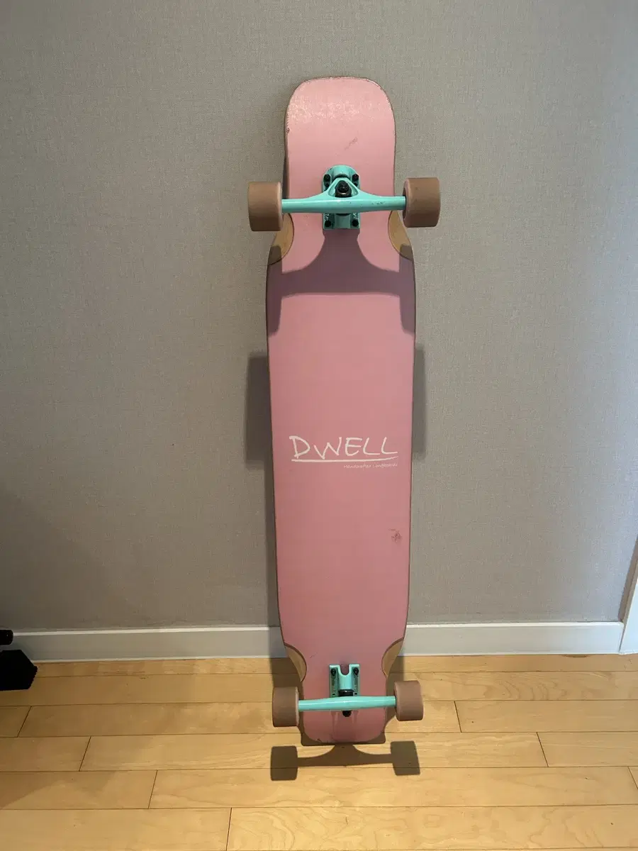 [Seoul / Driving lesson] Dwell Longboard 46" + knee pads (+bag)