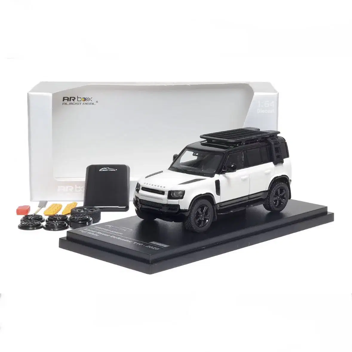 1:64 AR Box (All-Most Real) Land Rover Defender 110