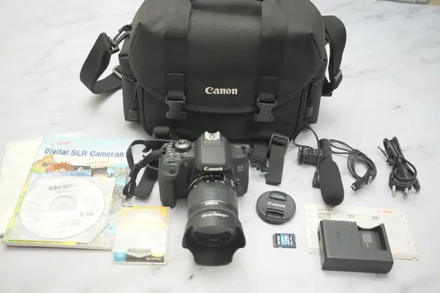 캐논 DSLR 카메라 EOS 750D 와 18-55 STM 렌즈 세트