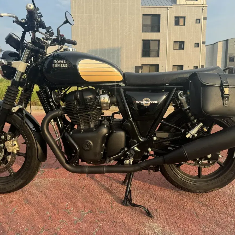 급처) 메뉴얼 바이크 로얄엔필드 인터셉터650cc 3500km