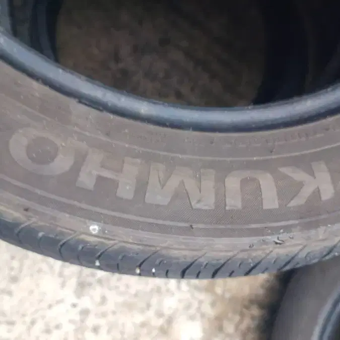 중고타이어 205/55R16 A급 팝니다