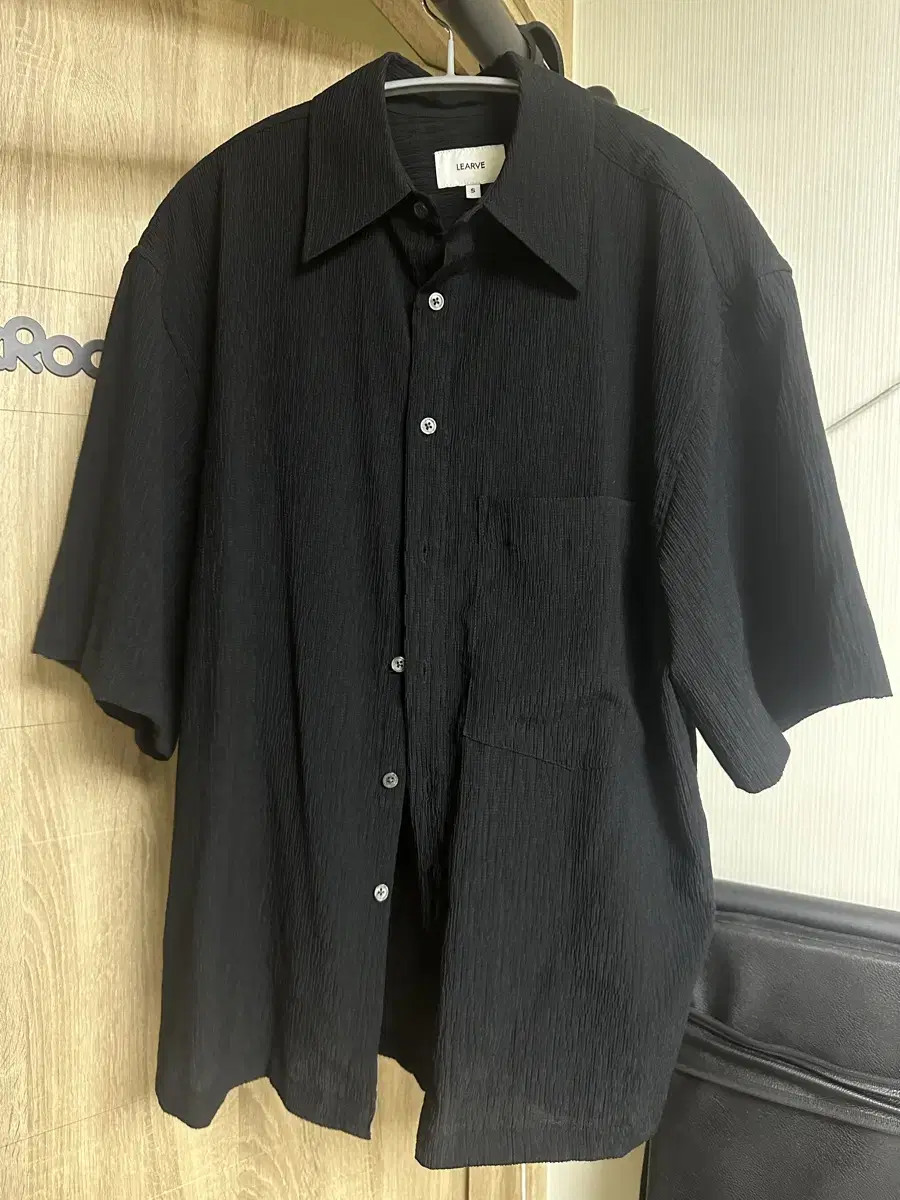 [S 95-100] Le Hav Pleated Half-Shirt