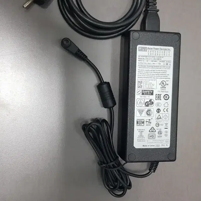 19V 7.9A 150W 대용량 아답터