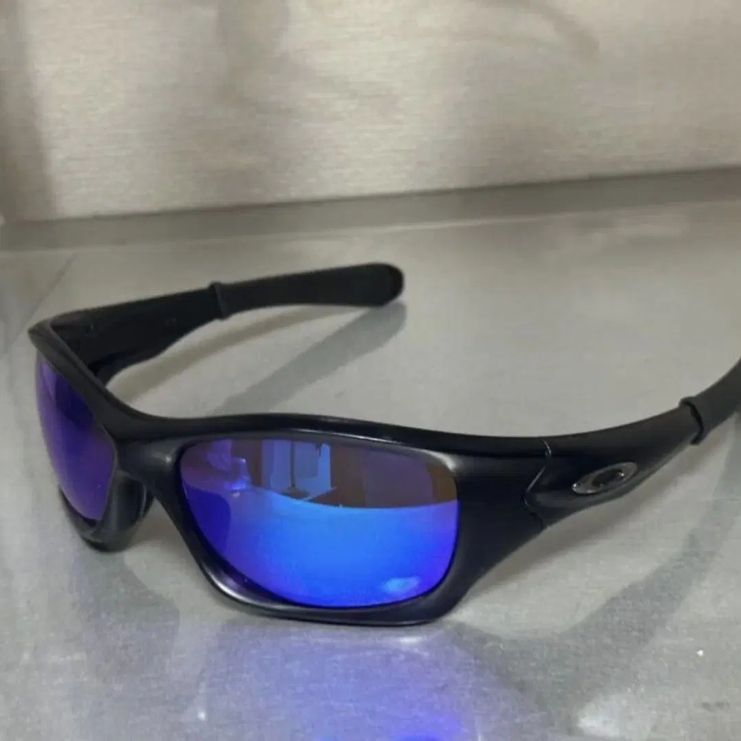 OAKLEY PITBULL 핏불 선글라스