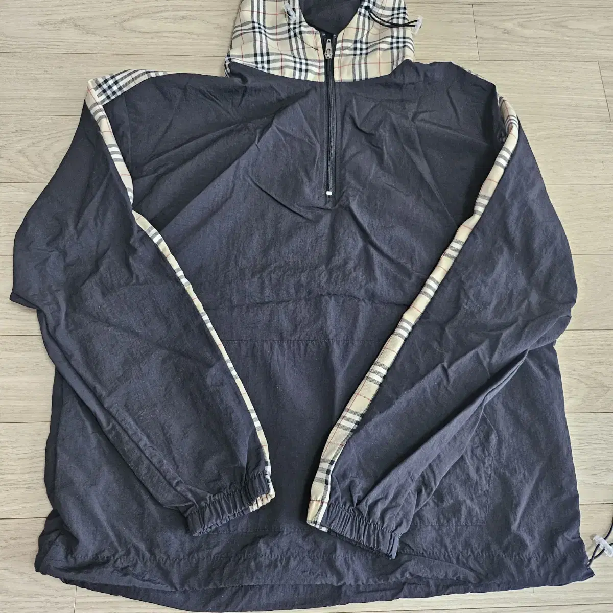 Burberry Anorak 100 u