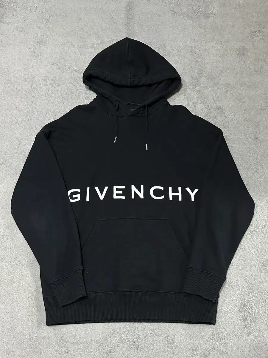 Givenchy 4G embroidered hoodie