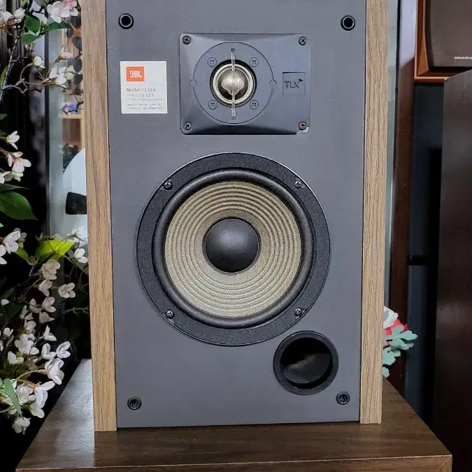 JBL  Speaker