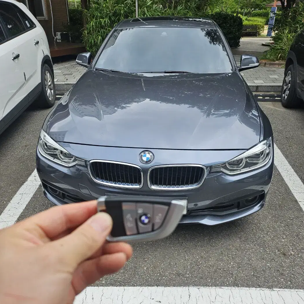 BMW F바디 전모델 시리즈 스페어키로 G바디 칼날 스마트키 추가 제작