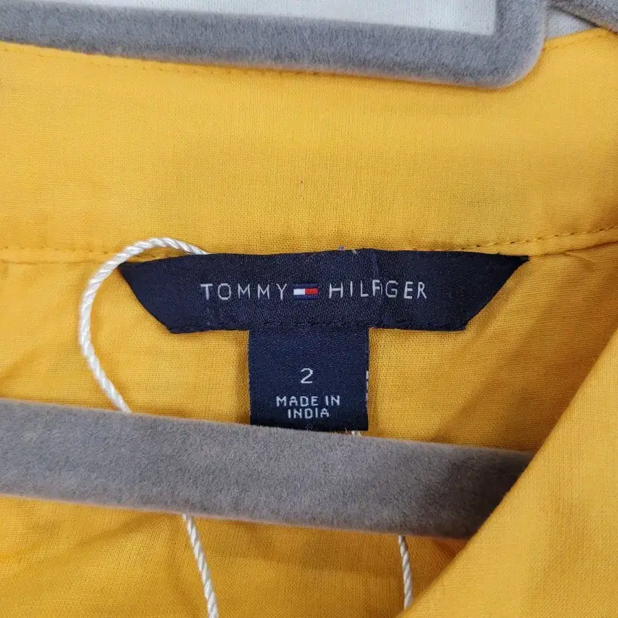 타미힐피거 Tommy Hilfiger 펀칭 슬리브리스 원피스 XS