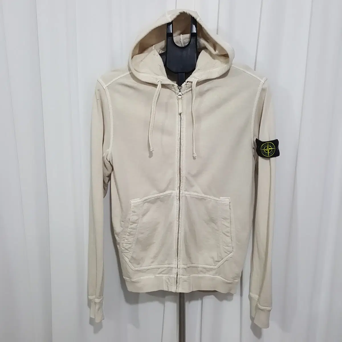 Genuine Stone Island Hooded Zip-up L-Size Oil Cabinet