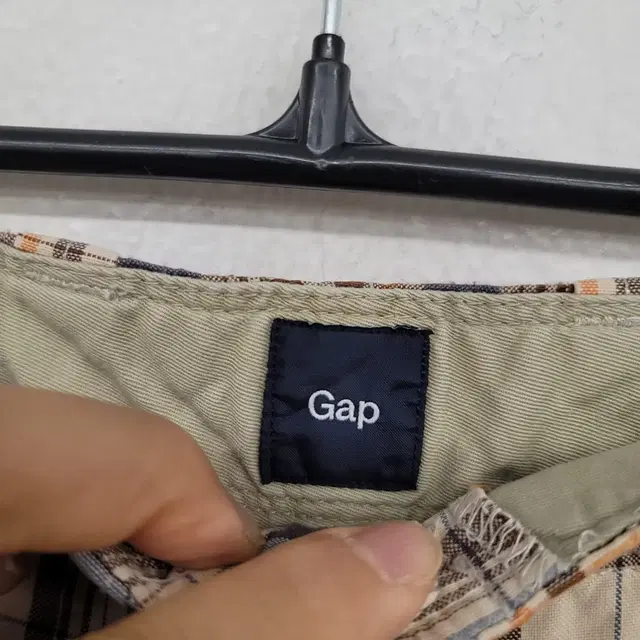 [36 inch] GAP 체크 패턴 하프 팬츠