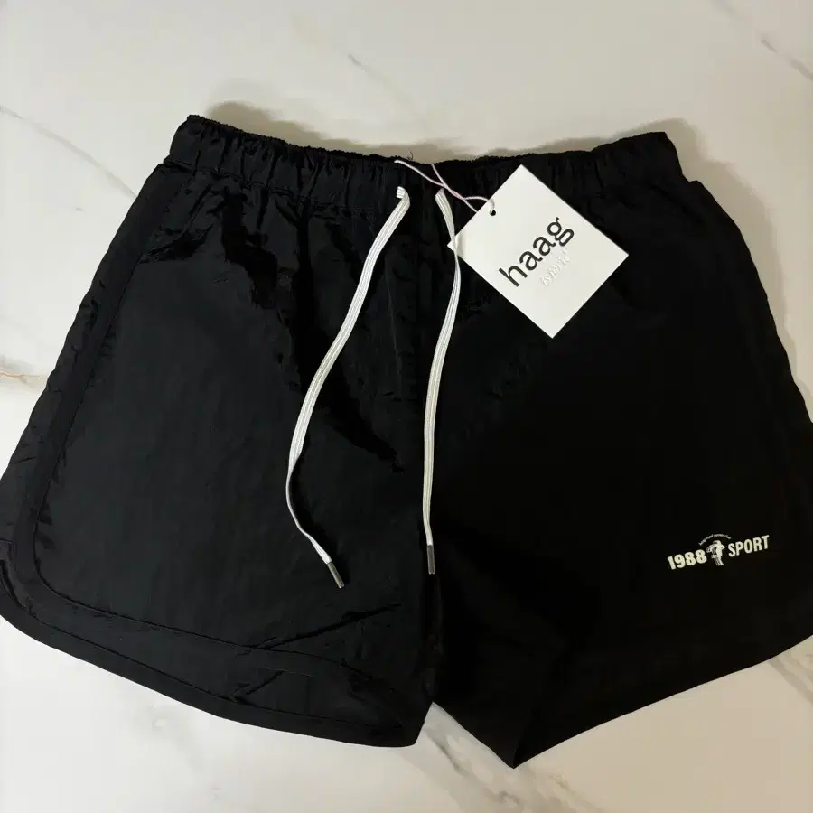 헤이그 피핑 쇼츠 블랙 piping shorts