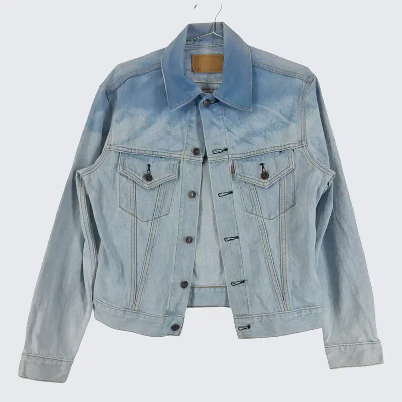 [Levi's] Cotton Denim Jeans Jacket with Washed Pockets (Men 95) A22458