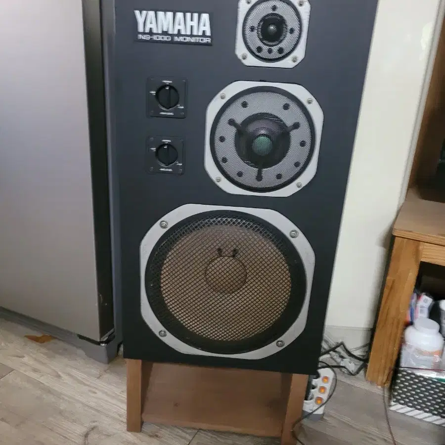 YAMAHA NS1000M