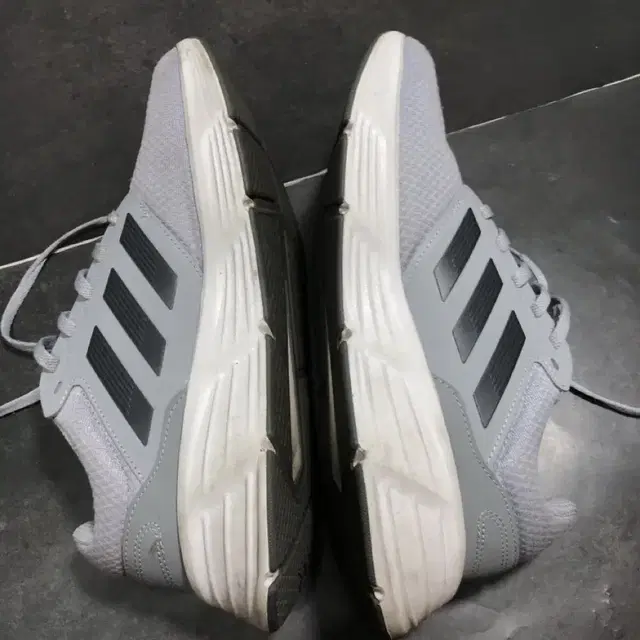 adidas 아디다스 런닝화 260