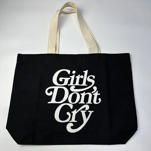 GIRL'S DON'T CRY 걸스돈크라이 토트백