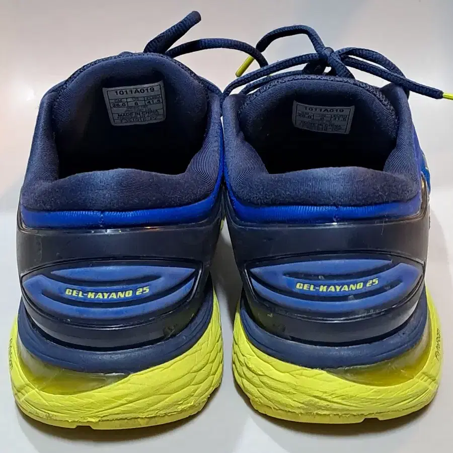 아식스 GEL-KAYANO 25 1011A019  260mm