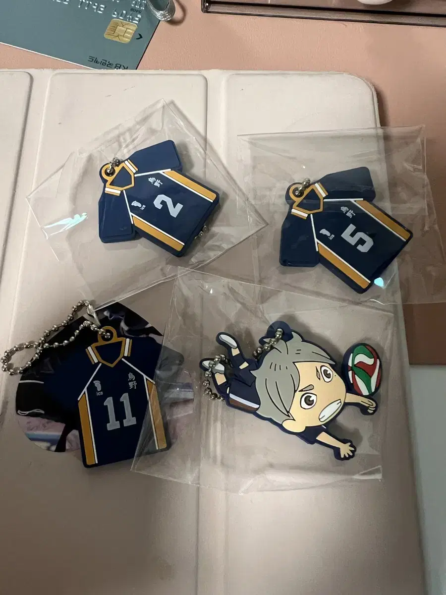 Karasuno Uniform Keyring