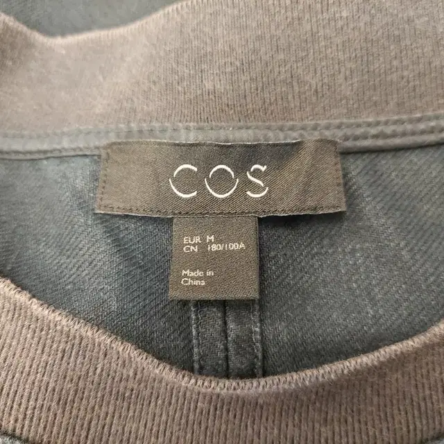 COS(코스) 남성 반팔M