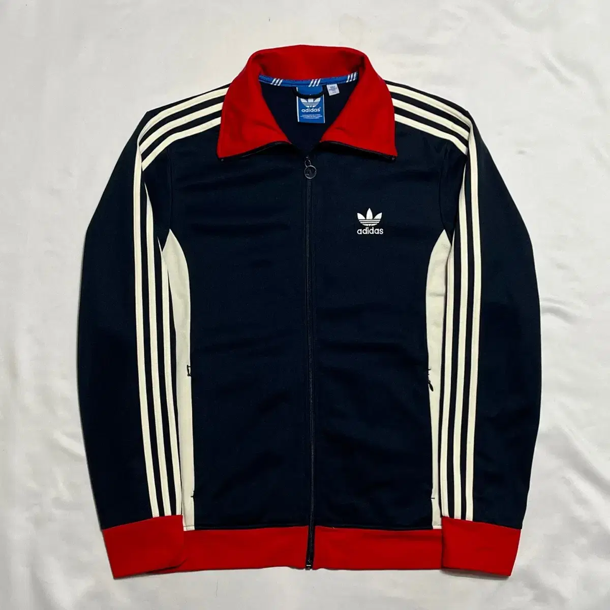 110 Adidas Europa Redpoint Tracktop