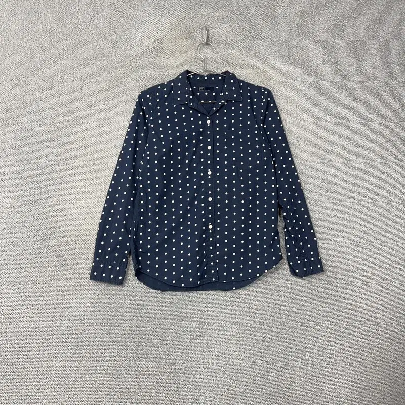 Gap Women's Dot Navy Shirt S