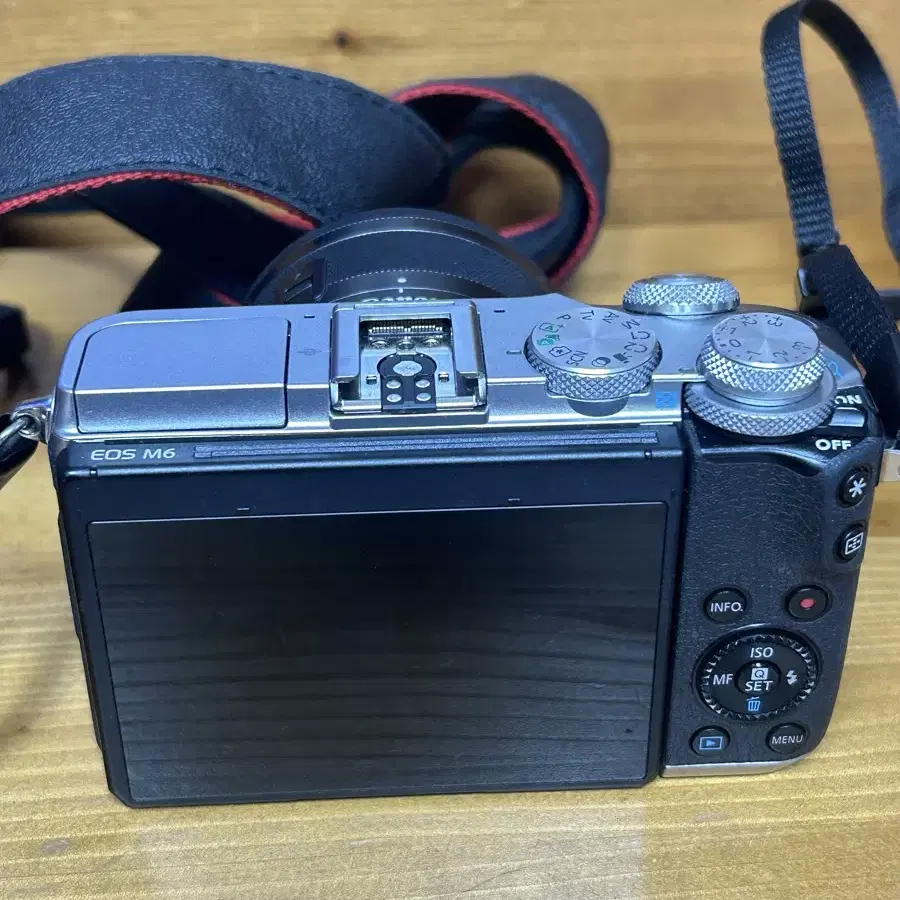 캐논 실버 eos m6 카메라 렌즈포함