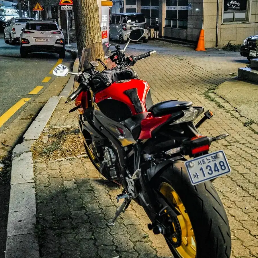 2015 bmw s1000r 싱글알 판매 및 대차합니다.