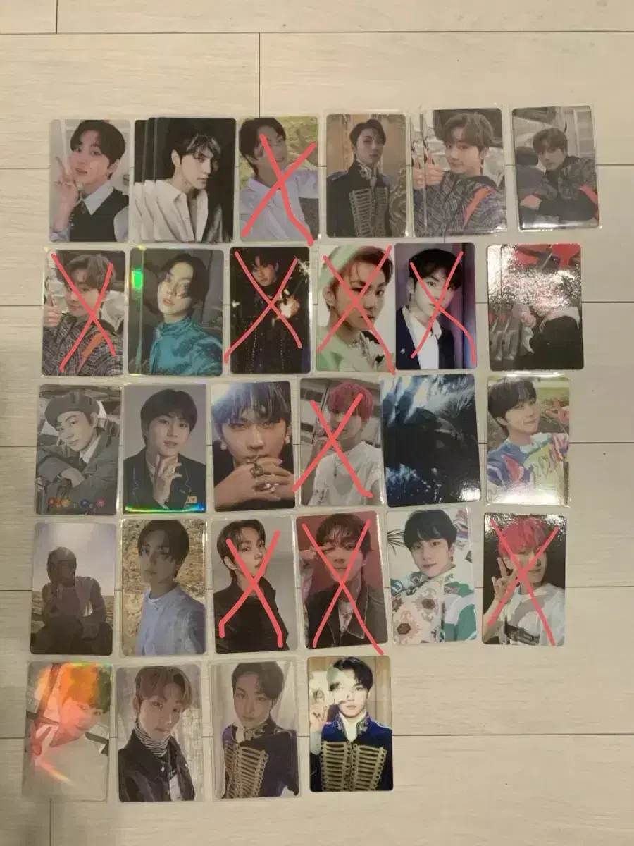 All members of Enhypen photocard sell