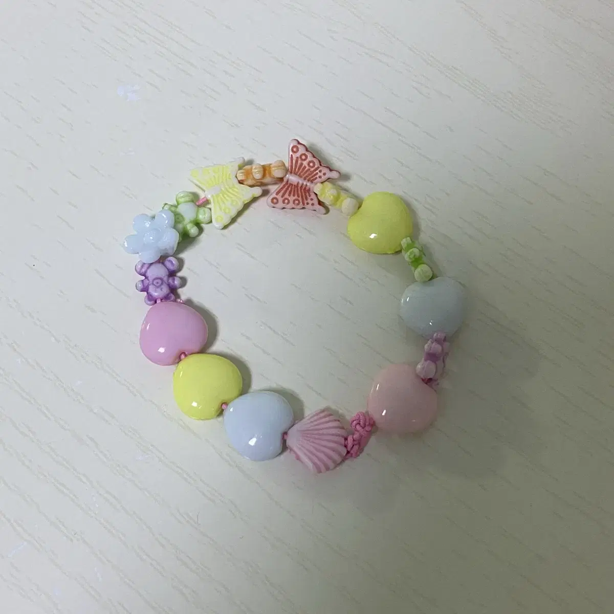 Kitsch bracelet