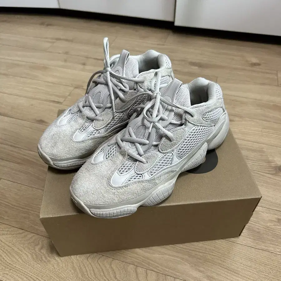 이지부스트 500 YEEZY 500 블러쉬 265