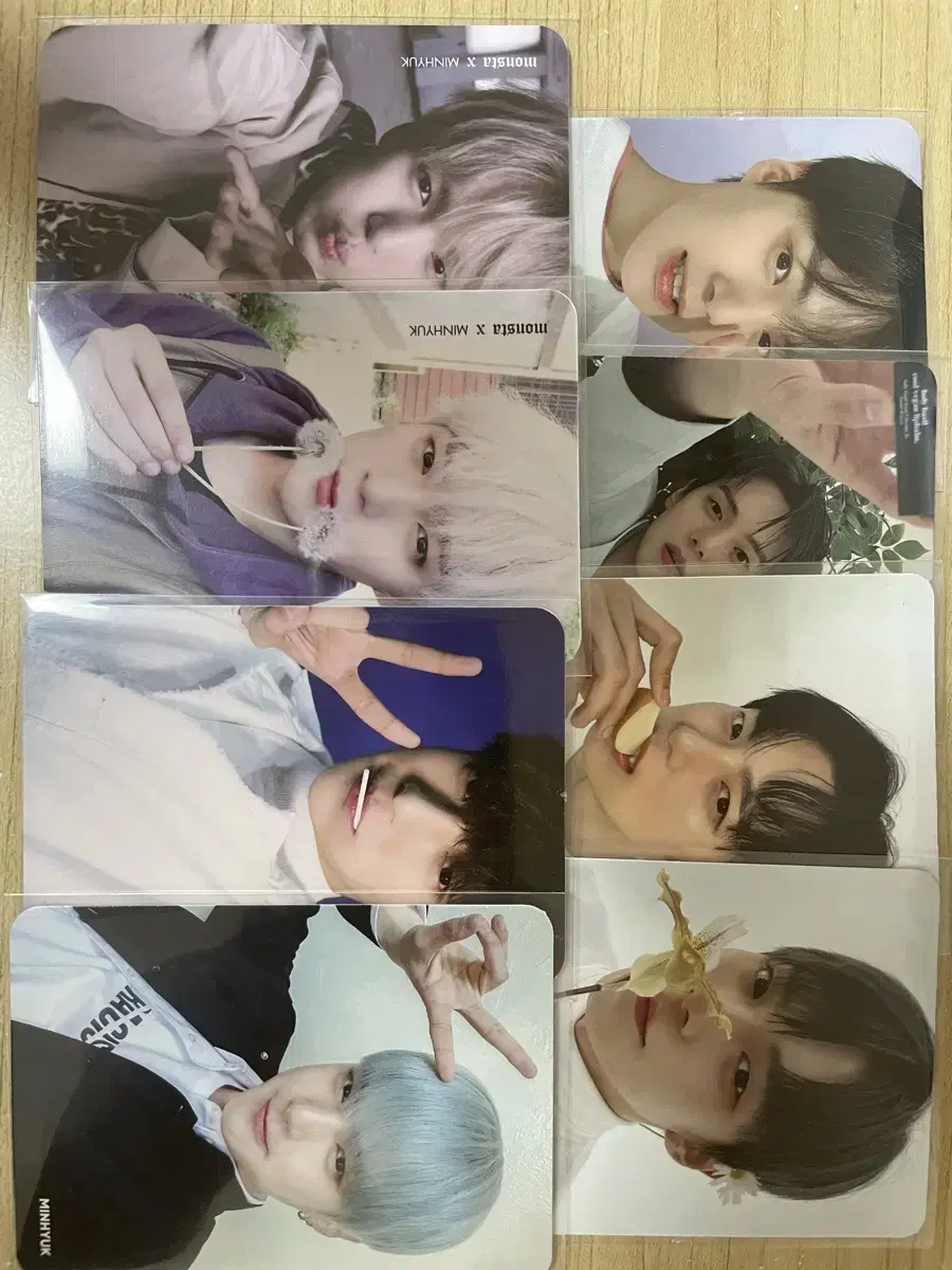 Urgent))monsta x minhyuk photocard Sell in bulk!