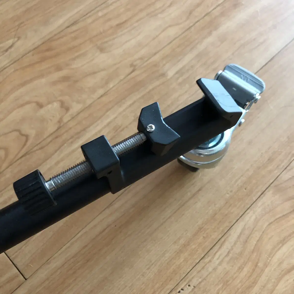 테더툴스 롤러 Rock Solid Tripod Roller