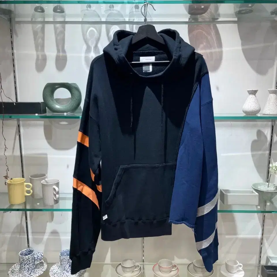 파세타즘 layerd hoodie