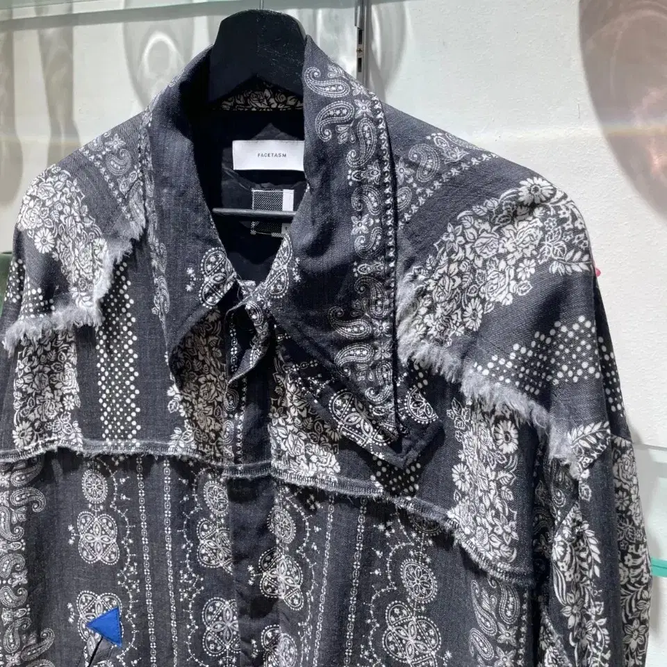 파세타즘 bandana printed jacket