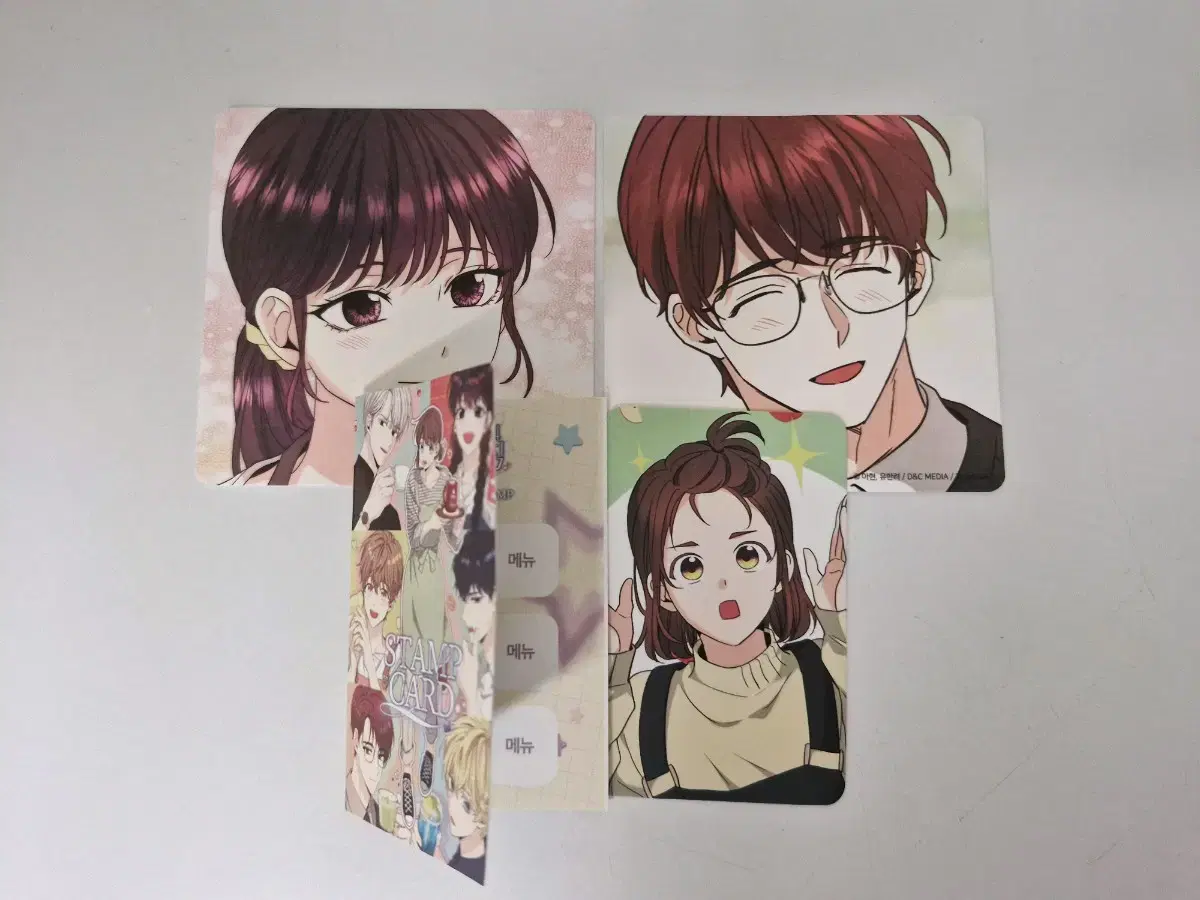 Law of Attraction Tunik Collaboration Cafe Dan'yi photocard, silver type, female coaster wts