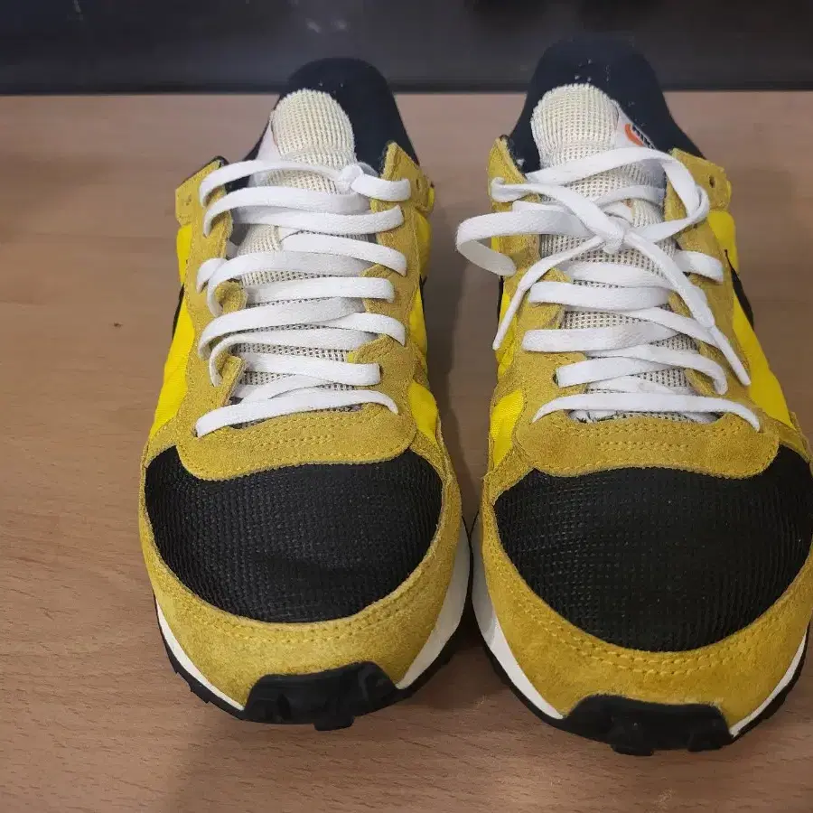 Nike Challenger OG Opti Yellow 280