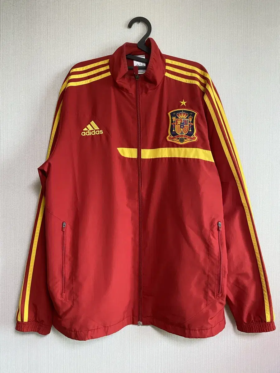 (105)Adidas Spain Windbreaker Jacket