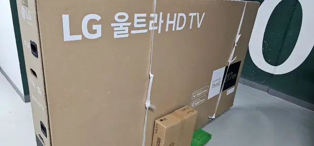 <무료 배달> LG전자 86인치TV UHD 4K 사용하지 않은 새제품