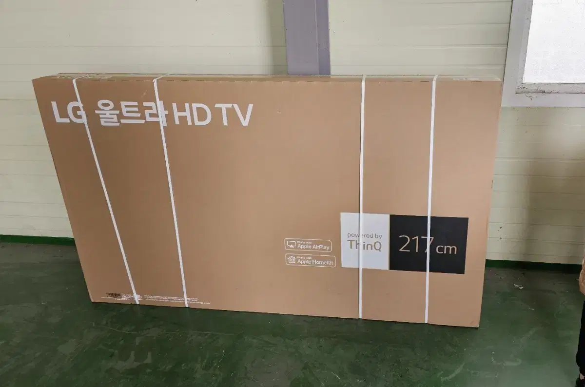 <무료 배달> LG전자 86인치TV UHD 4K 사용하지 않은 새제품