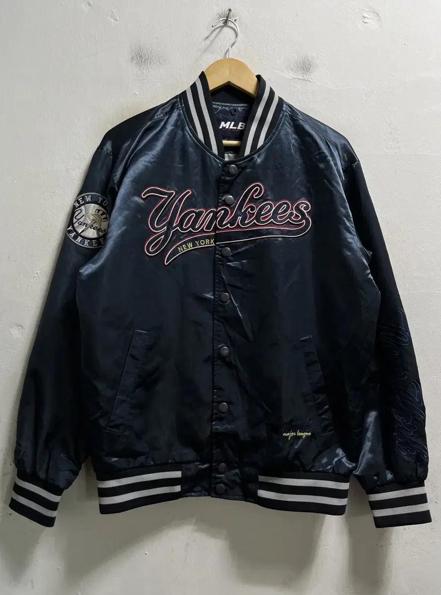 100-105 MLB NY Yankees Old School Overfit Jacket Authentic