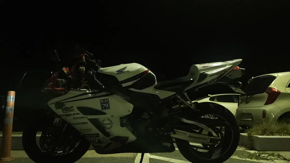 혼다CBR1000RR 상태좋음