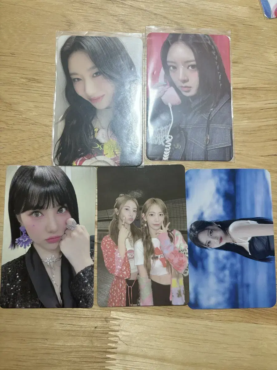 Viviz eunha le sserafim yunjin sakura itzy yuna chaeryeong photocard Sell