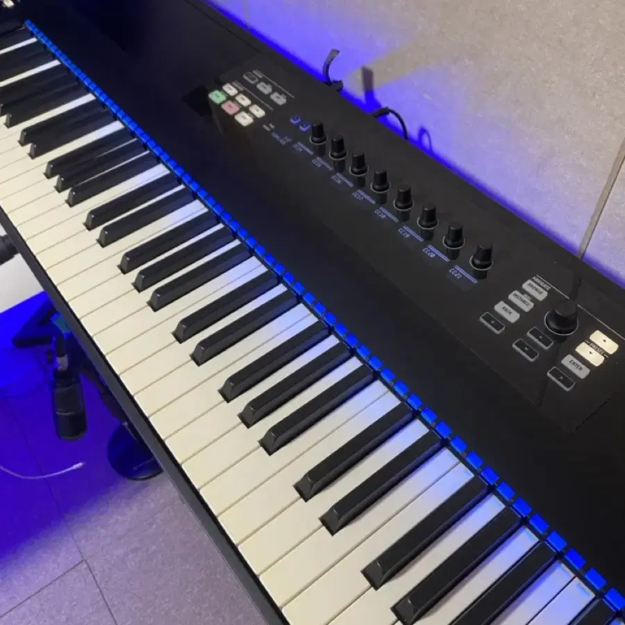 Komplete Kontrol S88 mk1