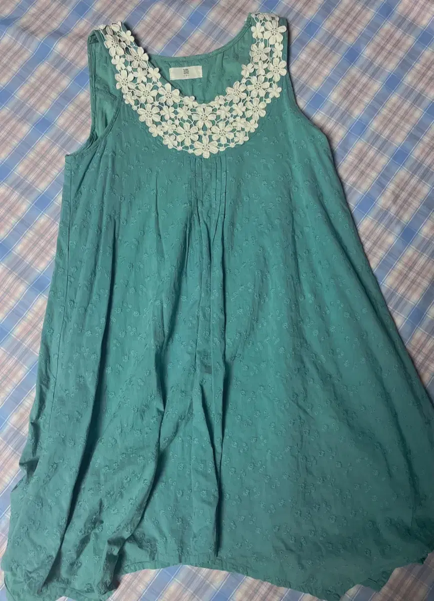 Vintage Sleeveless Top