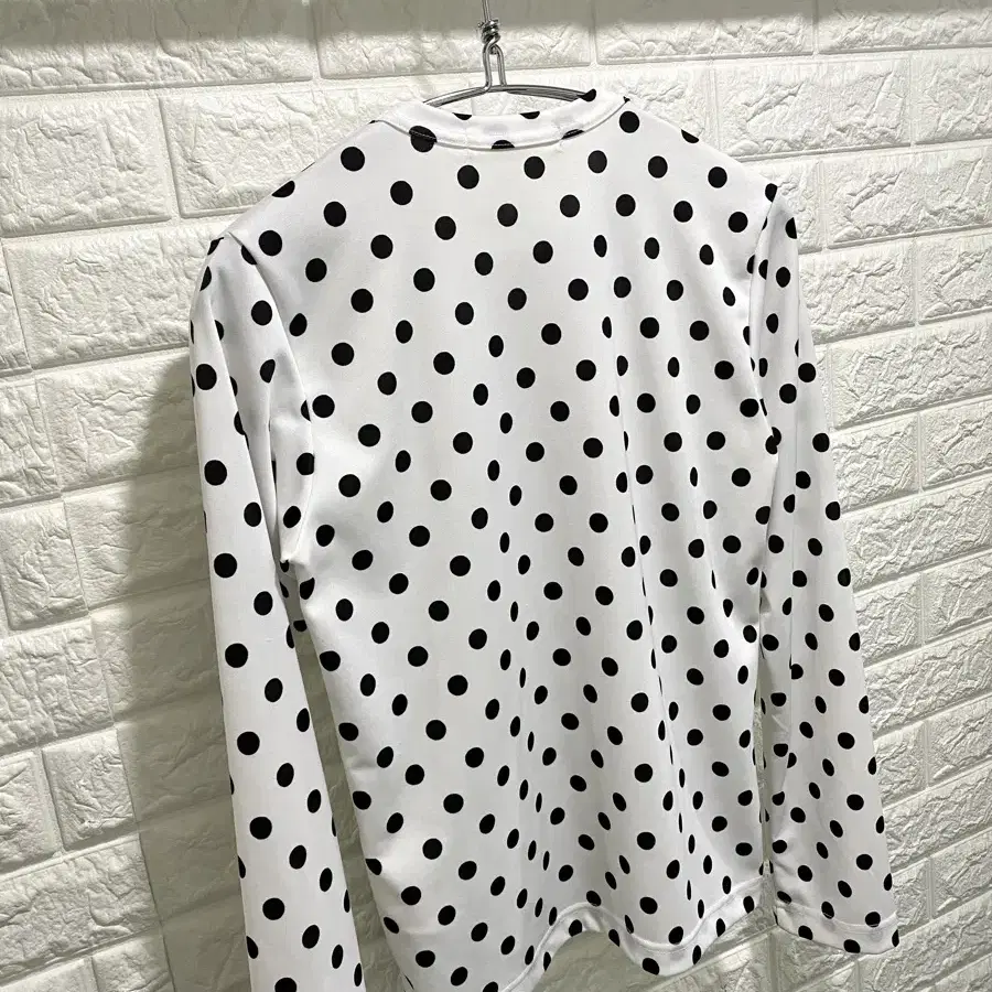 Comme des Garcons Dot Sleeve