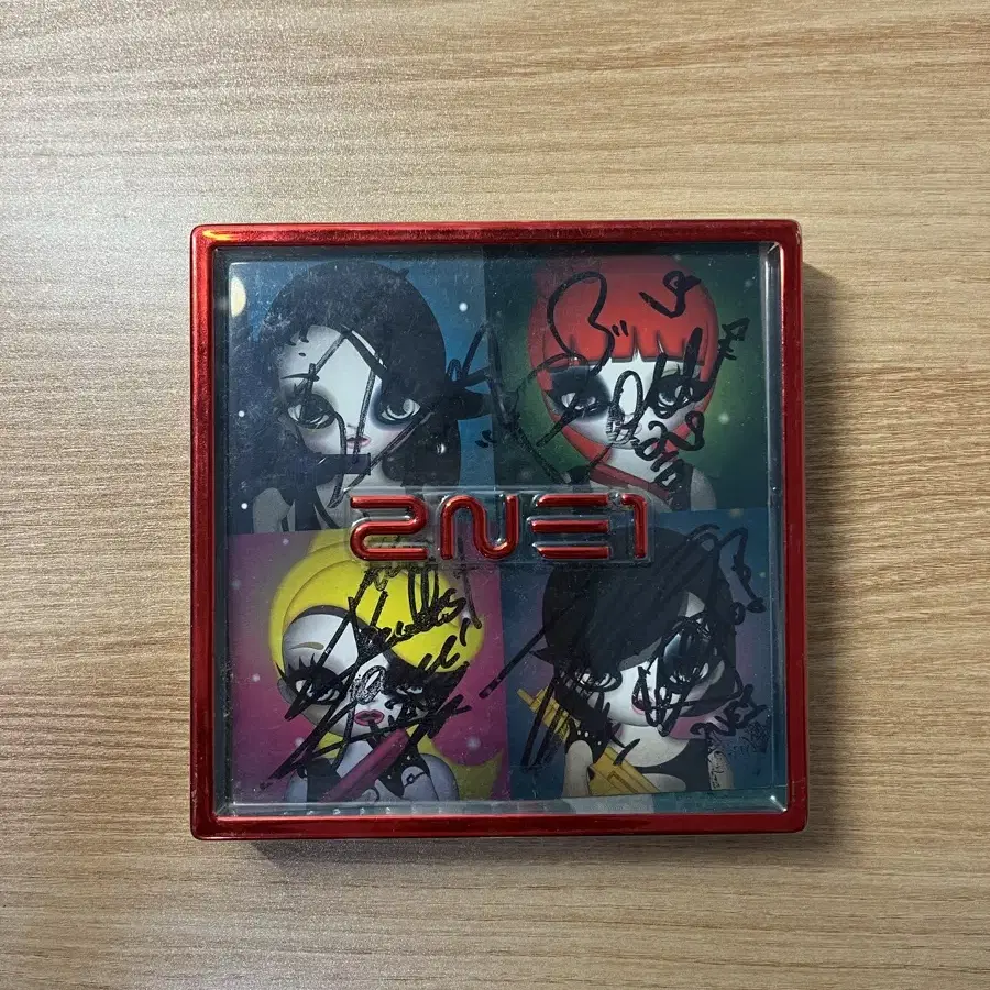 2NE1 album (autographed) #투애니원,#포카,#CD,#친필싸인,#박봄