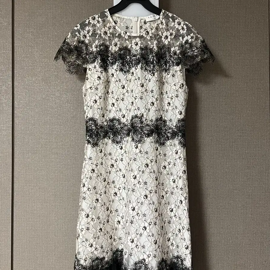 산드로 ellande dress 레이스 돌잔치 하객룩 2부 원피스