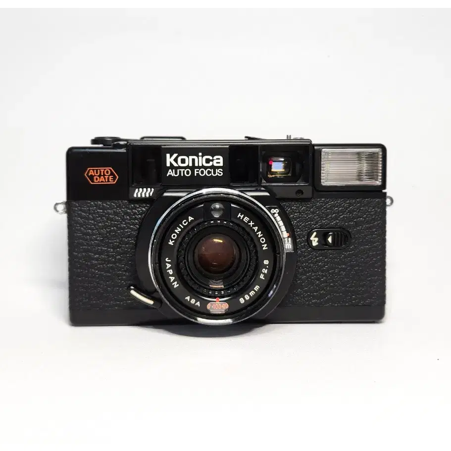 코니카. KONICA C35 AF2D.  필카. 정상작동.